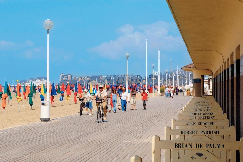 Deauville Studio En Bord De Mer Экстерьер фото